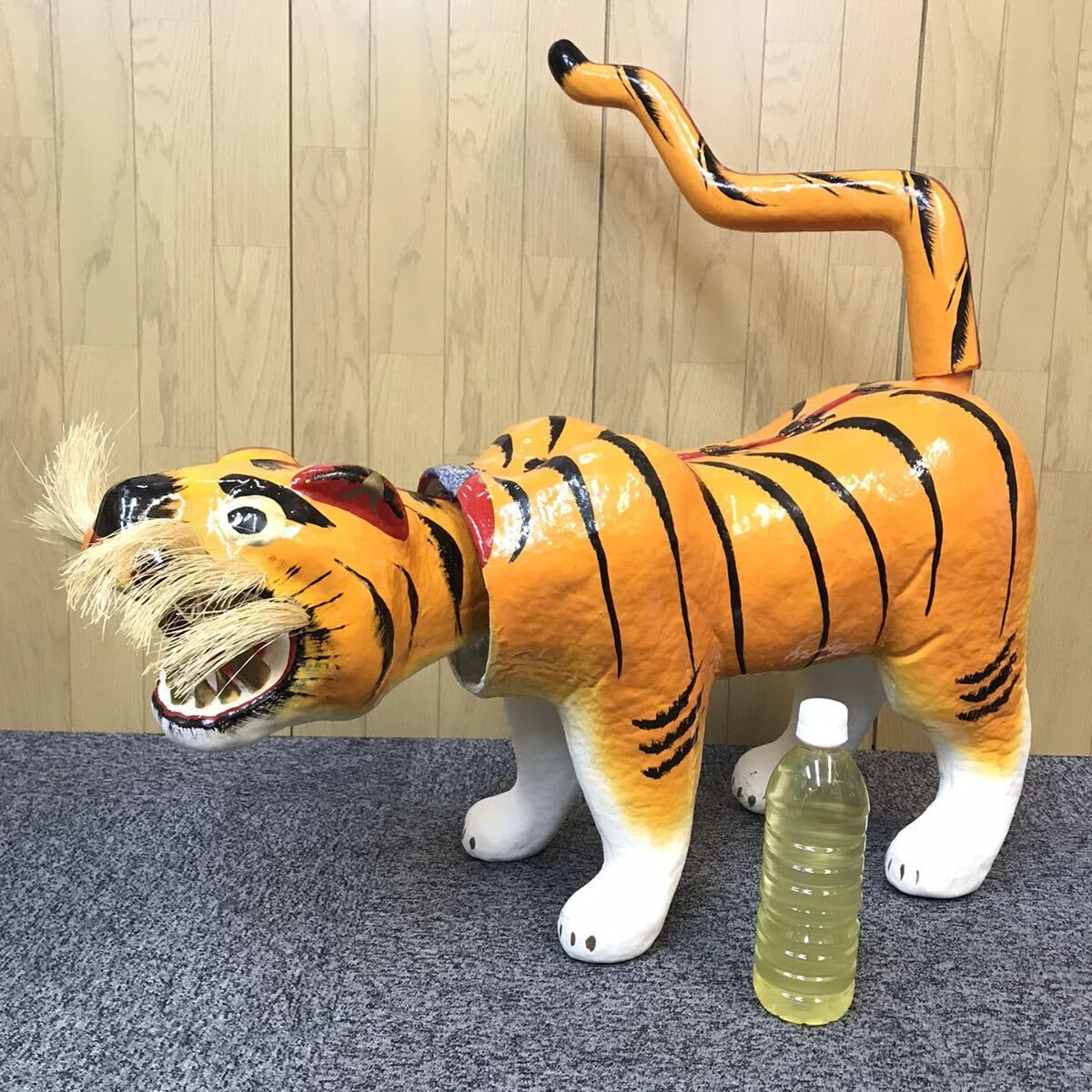 郷土玩具、張子の虎、首振り虎、竹製虎、縮緬製虎、木版手染虎、置物